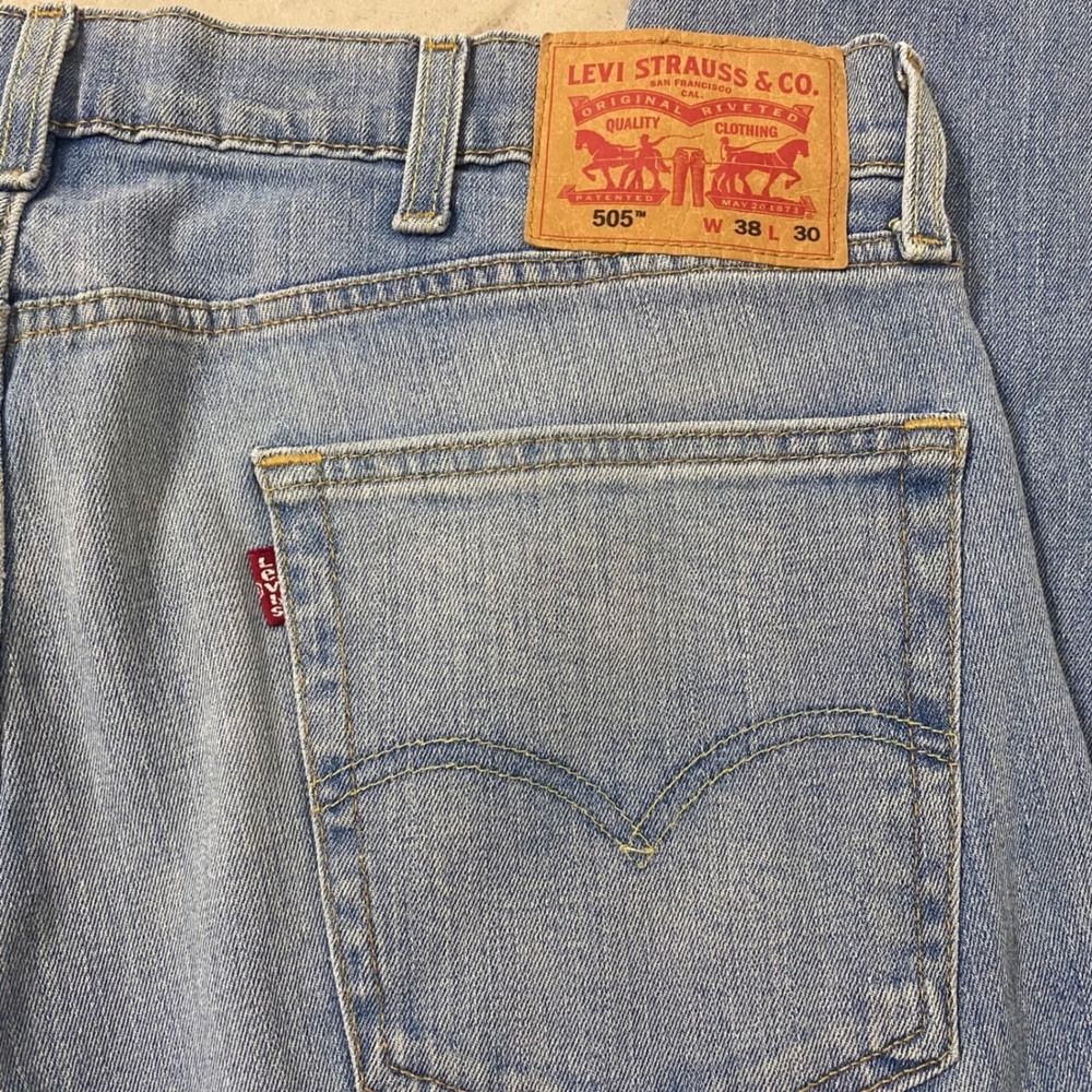 Levi‎ Strauss & Co 505 Mens Jeans W38 L30 Light Wash Denim Cotton Classic Fit - Picture 8 of 8